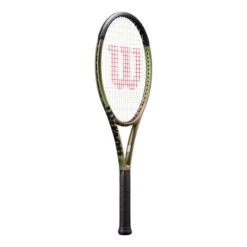 Wilson Blade 100L V8 Tour Racket -Tennis-Point Sales 03696000 0 3